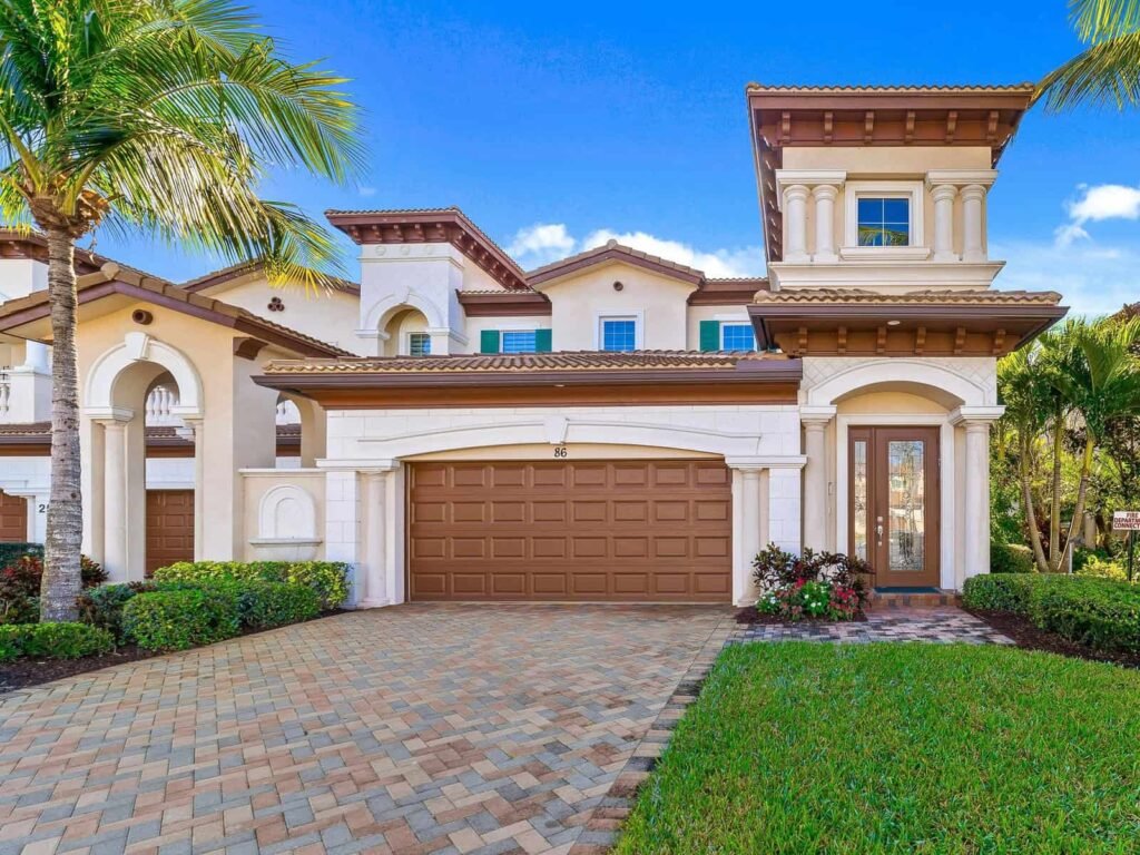 5 Ways HOA Maintains Your Property Value