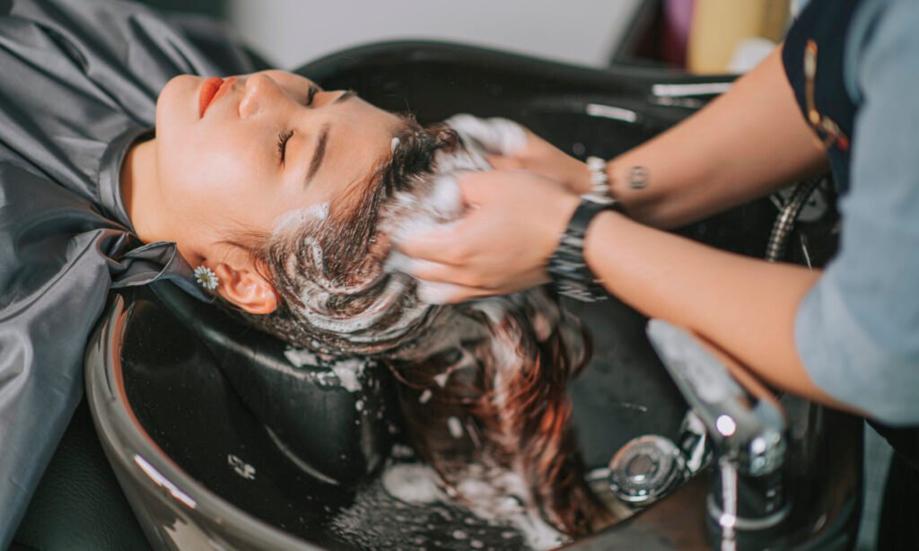 Beauty Salon Insurance: Best Companies, Costs and Coverage
